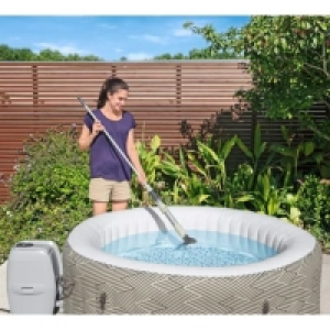 Lay-Z-Spa Rechargeable Underwater Vacuum £35.00