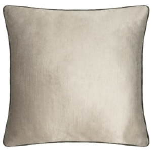 Elle Champagne Velvet Cushion