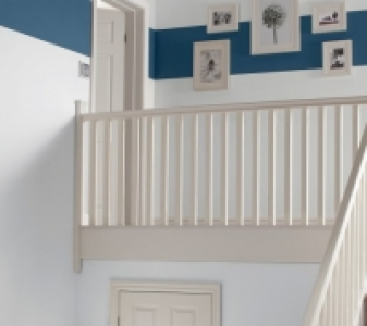 Wickes  Wickes Primed Chamfered Newel 1500 x 90 x 90mm