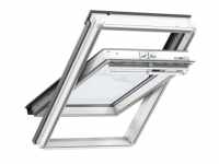 Wickes  VELUX White Painted Centre Pivot Roof Window 1140 x 1180mm