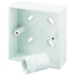 Wickes 1 Gang Pattress Box & Adaptor - White 32mm