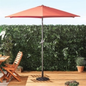 HomeBargains  VonHaus 2.7M Steel Powder Coated UV30+ Crank & Tilt Parasol: