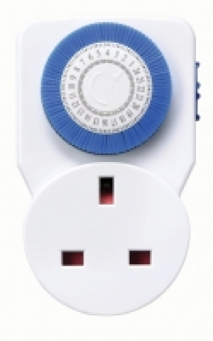 Masterplug White Compact Mechanical Timer Socket with Manual