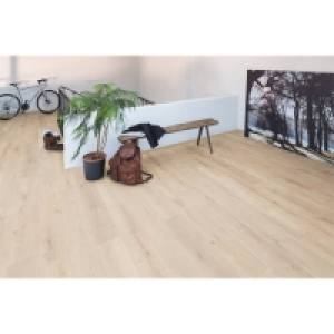EGGER HOME Light Dunino Oak 12mm Laminate Flooring £18.00