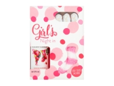 Girls Night In Wine, Chocs < Fluffy Socks 5.5% vol