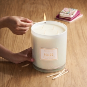 Aldi  Almond & Macaroon Hurricane Candle