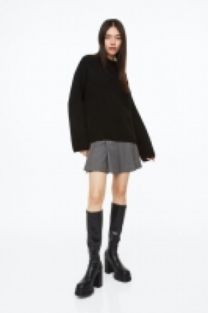 Knee-high platform boots £39.00