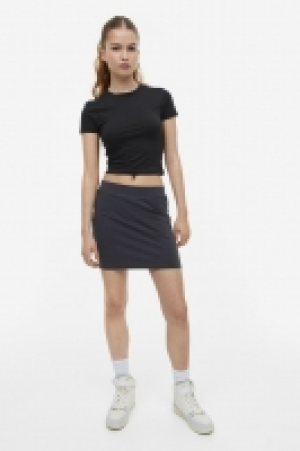Mini skirt £5.00