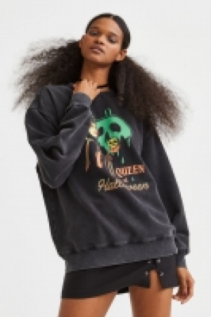 Printed sweatshirt £13.00