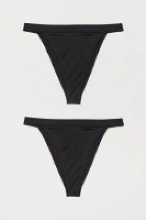 2-pack bikini bottoms £10.00