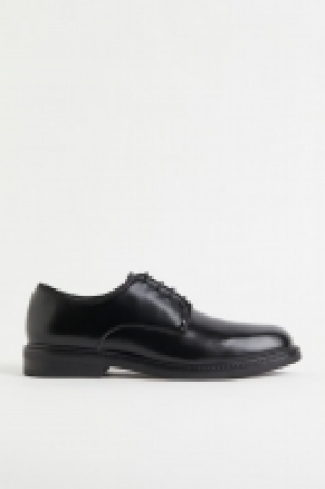 Derby shoes £15.00