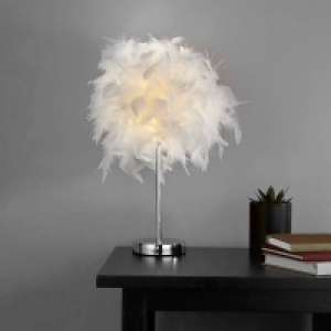 Hattie Feather Table Lamp - White £30.00