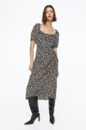 Crêpe dress £14.00