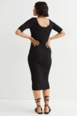 Ribbed dress £8.00