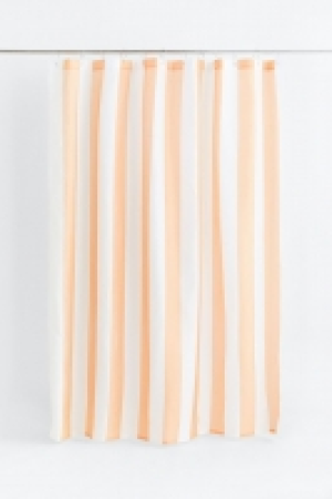 HM  Striped shower curtain