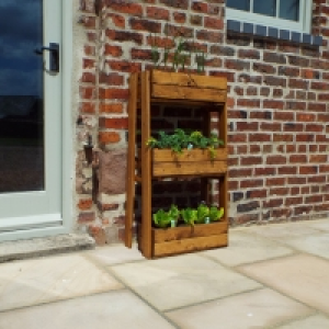 Country Garden Planter by Charles Taylor £99.00
