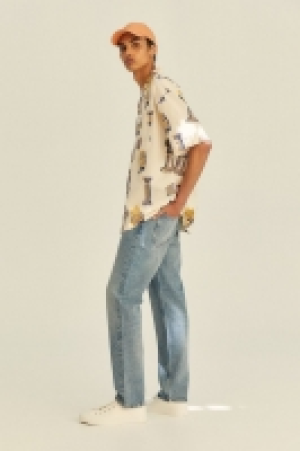Straight Relaxed Jeans £23.00