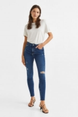 HM  Embrace High Ankle Jeans