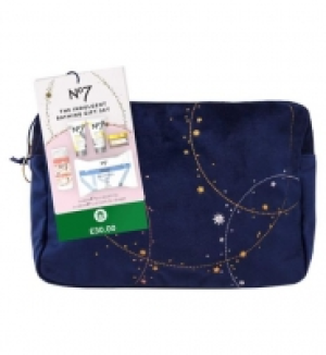 Boots  No7 Indulgent Bathing Gift Set