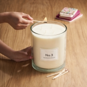 Aldi  Pomegranate Hurricane Candle 2.5kg