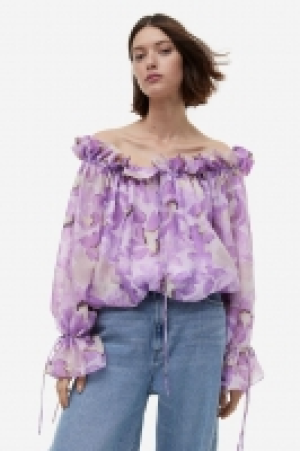Off-the-shoulder blouse £16.00