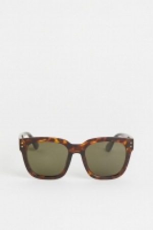 Polarised sunglasses £14.00