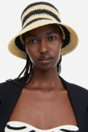 Crochet-look bucket hat £9.00