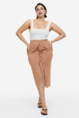 Gusset-panel jersey skirt £8.00