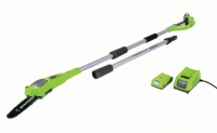 Wickes  Greenworks Cordless Pole Saw 24V with 2Ah Battery & Charger