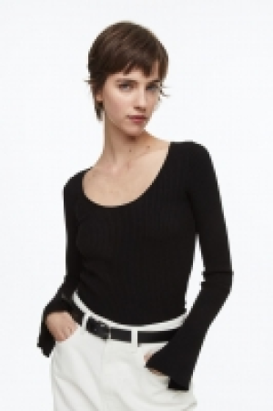 Rib-knit top £7.00