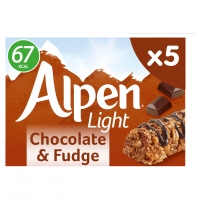 Iceland  Alpen Light Cereal Bars Chocolate & Fudge 5 x 19g