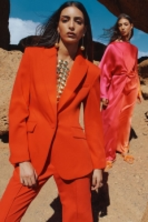 Single-breasted blazer £20.00