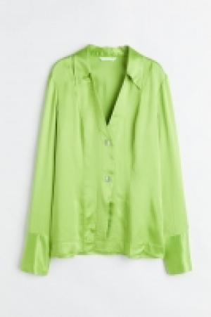 HM  Glossy blouse