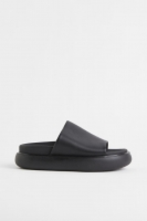 HM  Leather slides