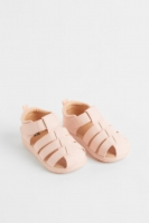 Strappy sandals £5.00