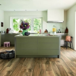 EGGER HOME Brown Perganti Walnut 8mm Aqua+ Laminate Flooring £43.89