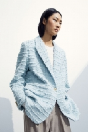 Single-breasted blazer £28.00