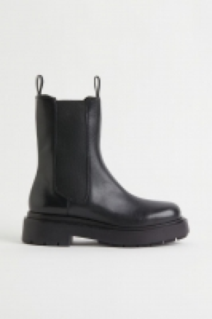 HM  High profile Chelsea boots