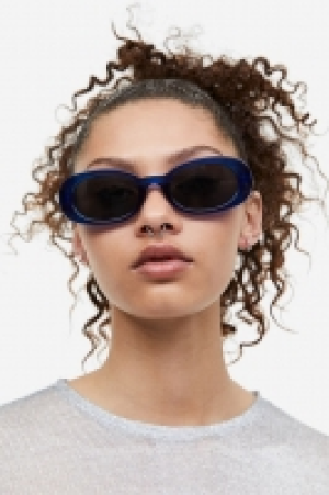 Oval sunglasses £7.00