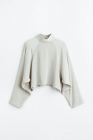 HM  Batwing-sleeved blouse