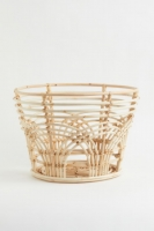 HM  Rattan basket