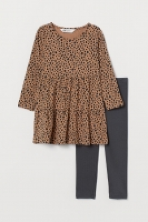 2-piece jersey set £8.00