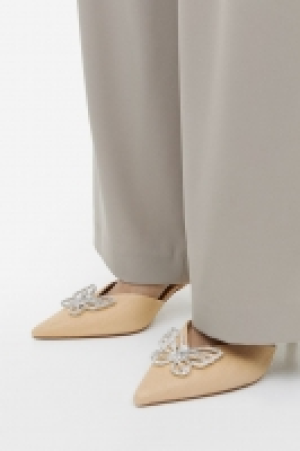 HM  Butterfly-detail slingbacks