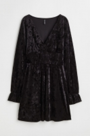 HM  Crushed velour dress