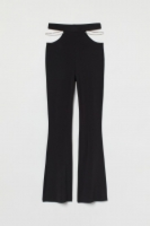 HM  Flared rhinestone-detail leggings