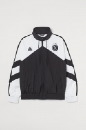 HM  Nylon jacket