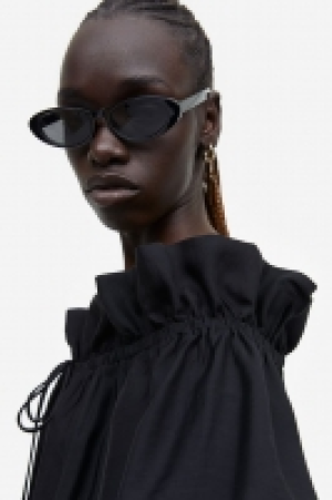 HM  Oval sunglasses