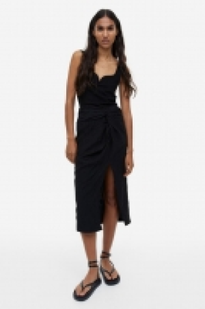 HM  Knot-detail skirt