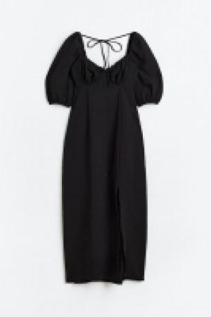 HM  Balloon-sleeved crêpe dress