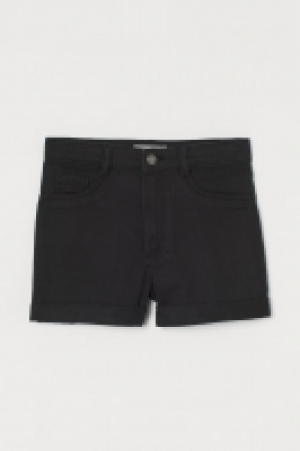 HM  Cotton twill shorts